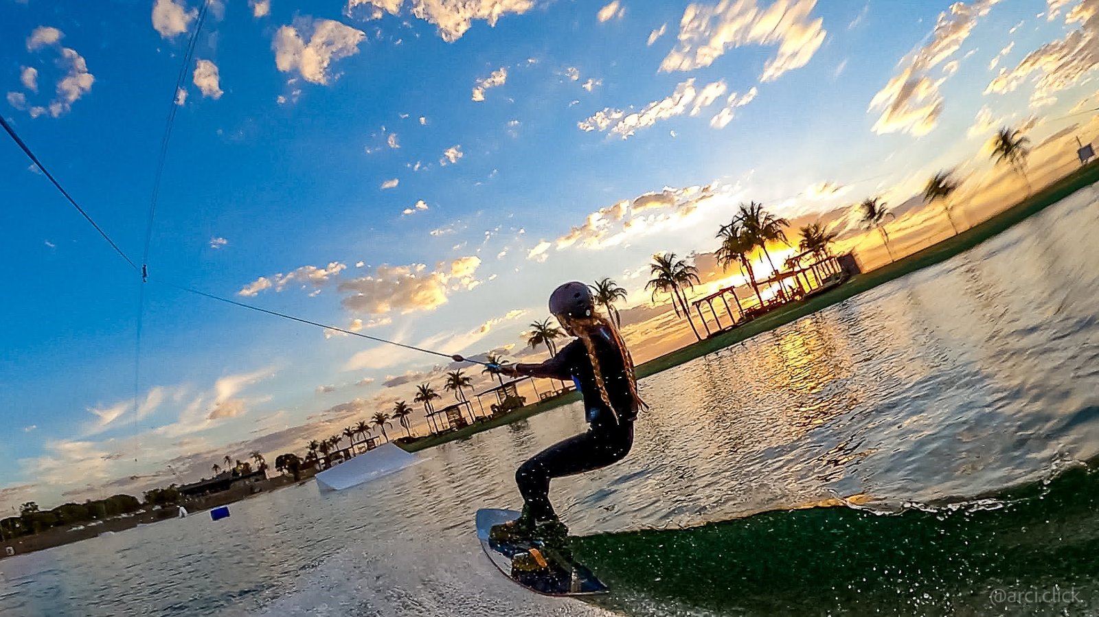 Sunset Wake Park - O maior e melhor wakepark da América Latina